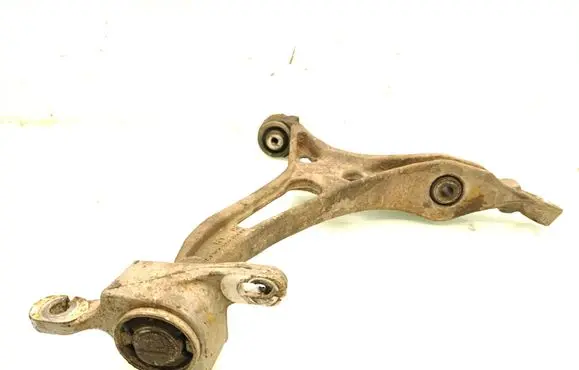 Front lower control arm/wishbone