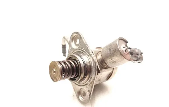 Ford Focus Fuel injection high pressure pump CM5G-9D376-GA