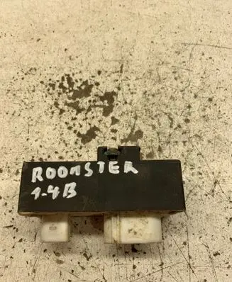 Skoda Roomster (5J) Coolant fan relay 1J0919506M 104400000