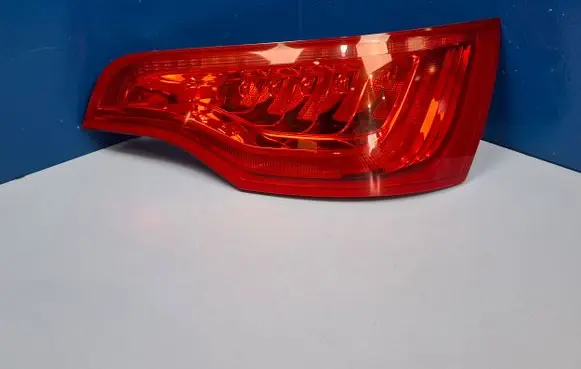 Audi Q7 4L Rear/tail lights 4L0945094F