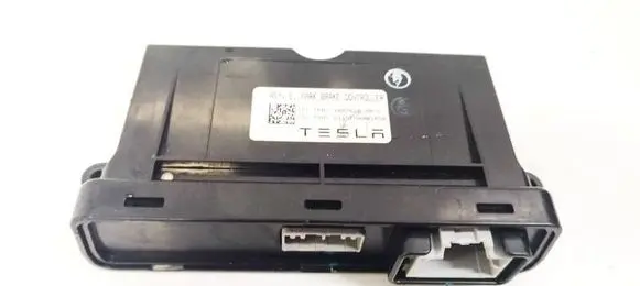 Tesla Model S Brake system control unit/module 100761800E