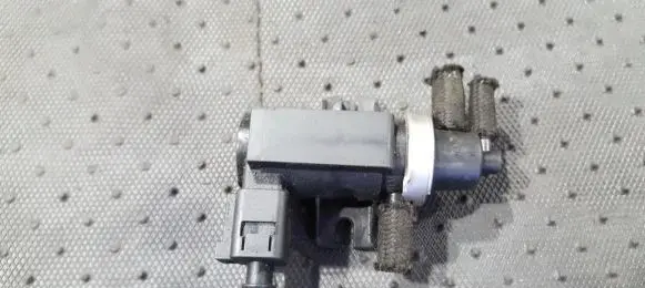 Skoda Octavia Mk1 (1U) Turbo solenoid valve 1J0906627 7.22903.20