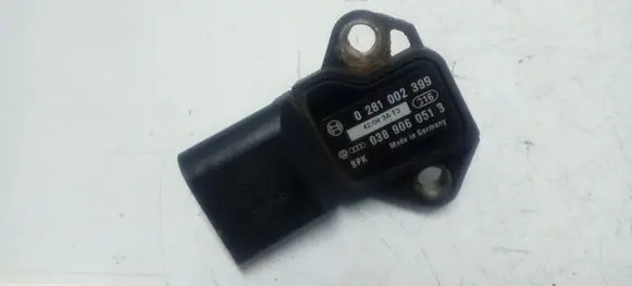 Audi A8 S8 D3 4E Air pressure sensor 0281002399