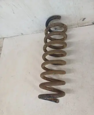 Mercedes-Benz C W203 Rear coil spring