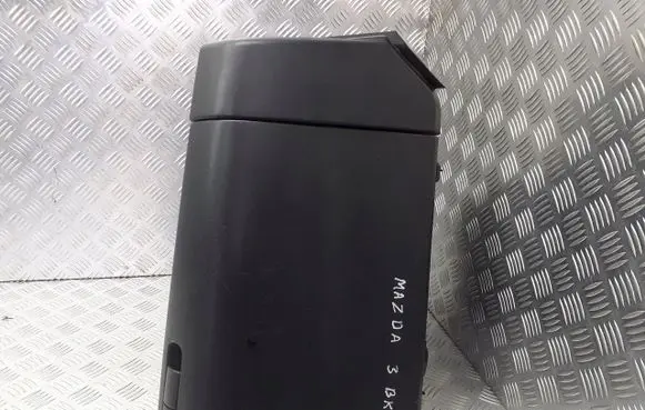 Mazda 3 I Glove box BP4K64161