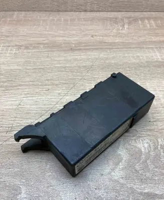 Mercedes-Benz C W202 Light module LCM 2025420232 5KG00709902