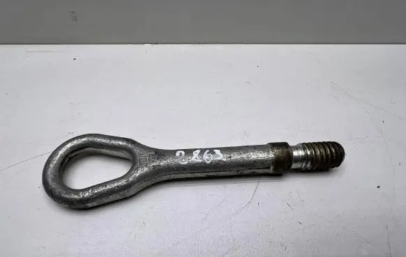 Mercedes-Benz CLS C219 Towing hook eye 