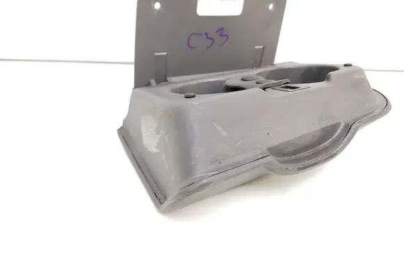 Cup holder front