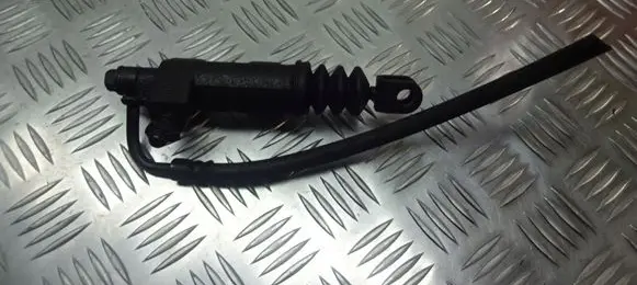 KIA Carens I Clutch release bearing slave cylinder 