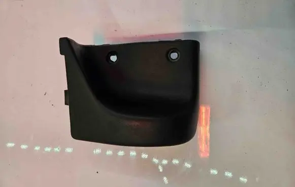 Toyota Hilux (AN10, AN20, AN30) Side skirt rear trim 517790K060