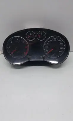 Audi A3 S3 8P Speedometer (instrument cluster) 8P0920931 D0H18002 05601215