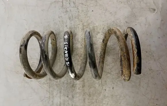 Mitsubishi Grandis Rear coil spring