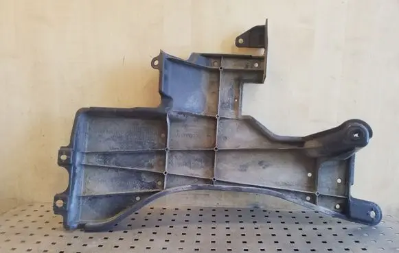 Toyota Auris 150 Rear underbody cover/under tray 5762702020