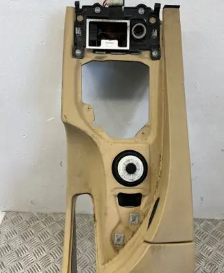 BMW 5 E60 E61 Armrest 7034086