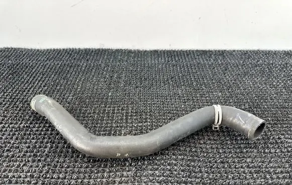 Renault Scenic IV - Grand scenic IV Engine coolant pipe/hose 215018135R