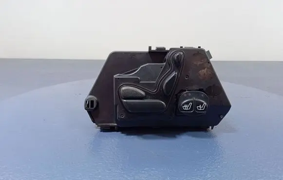 Mercedes-Benz S W220 Seat heating switch 2208214979