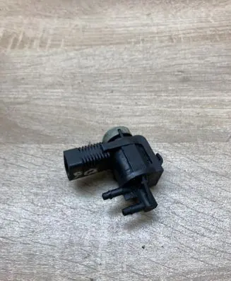 Volkswagen PASSAT B6 Turbo solenoid valve 1K0906283A