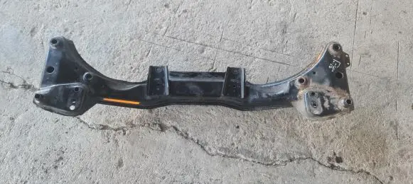 BMW 3 E46 Front subframe 2121644