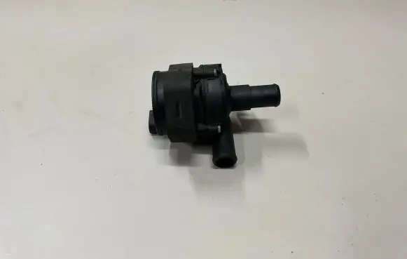 Mercedes-Benz C W204 Electric auxiliary coolant/water pump 3130591163