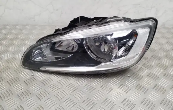 Volvo V60 Headlight/headlamp 31420269