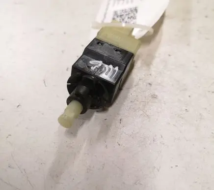 Mercedes-Benz E W211 Brake pedal sensor switch A0015456709