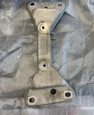 BMW 1 F20 F21 Gearbox mounting bracket