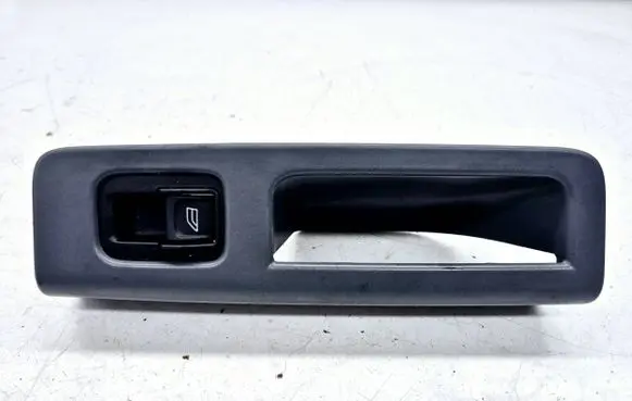 Volvo V50 Electric window control switch 30773217 03453405 01105072490163