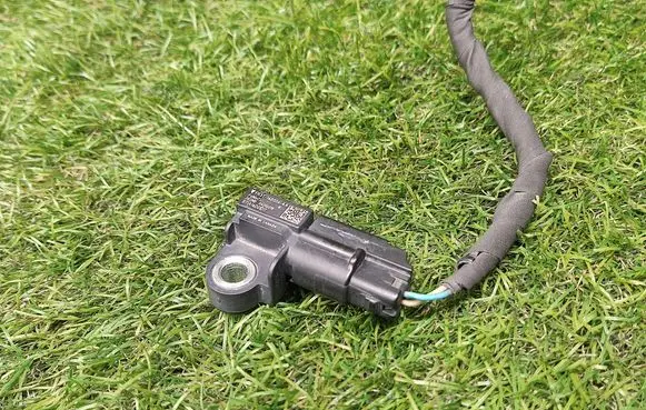 Ford Fiesta Airbag deployment crash/impact sensor FR3T14B006AA