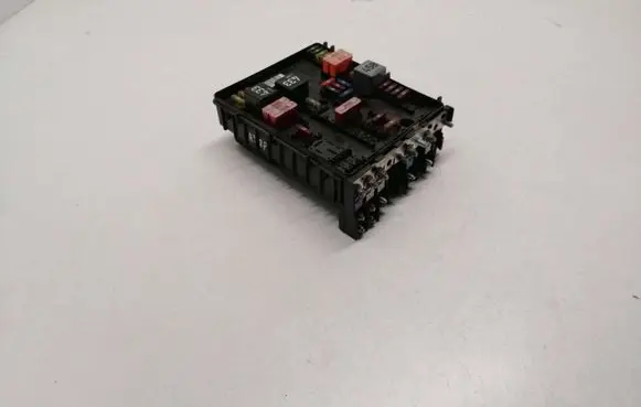 Audi A3 S3 8P Fuse box set 1K0937124H 015345021