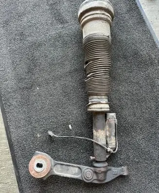 Mercedes-Benz S W220 Front shock absorber/damper A2203205113 2203205113
