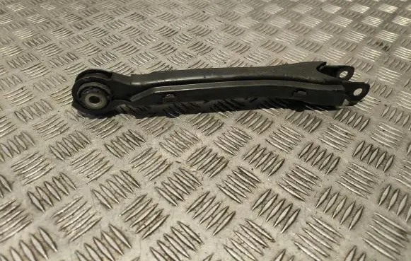 Mercedes-Benz C W204 Rear control arm