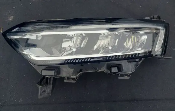Renault Koleos II Headlight/headlamp 260607971R