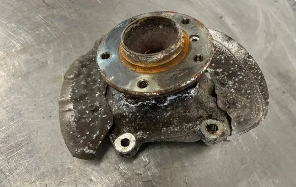 BMW 1 E81 E87 Front wheel hub spindle knuckle 6764443 31216764443