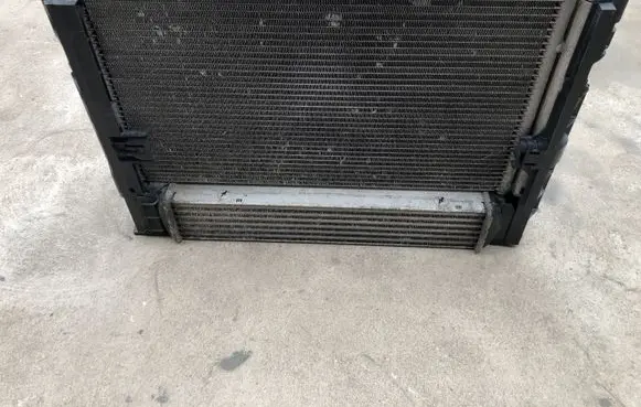 BMW 3 E90 E91 Radiator set 9169526 781291301 4060750