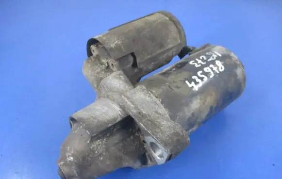 Volkswagen PASSAT B5 Starter motor