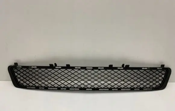 Mercedes-Benz E W212 Front bumper lower grill A2128850523