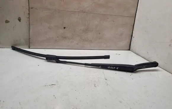 Volkswagen Golf V Front wiper blade arm 1Q1955409