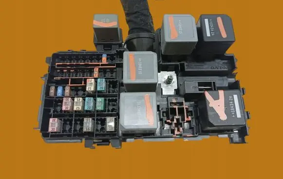 Volvo V60 Fuse box set 31384034