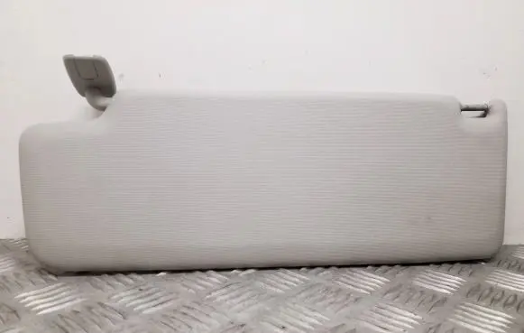 Volkswagen Tiguan Sun visor 5N0857552H