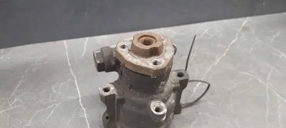 Seat Ibiza II (6k) Power steering pump 6n0422155e