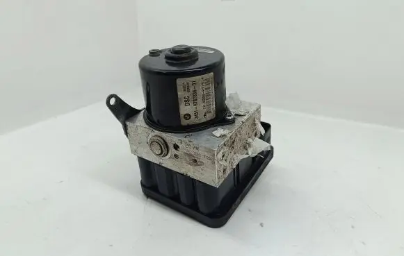 BMW 1 E81 E87 ABS Pump 6787837 000404014F2 10096008413