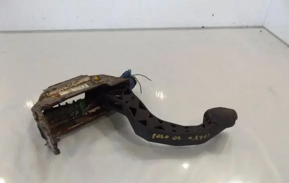 Volkswagen Polo Clutch pedal 