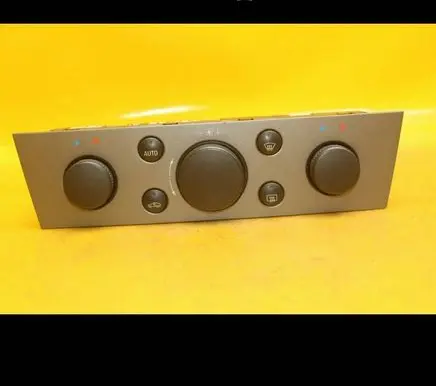 Opel Vectra C Climate control unit 13138196 69560002