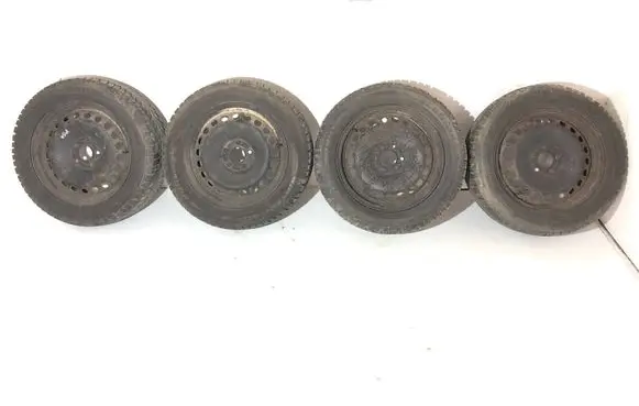 Volvo V50 R16 steel rim 32358538
