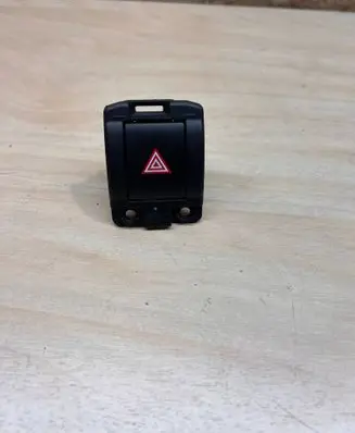 KIA Niro Hazard light switch 41p360100 93790G500