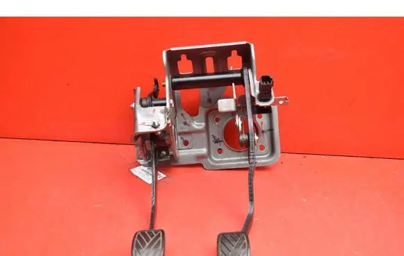 Suzuki Alto Accelerator throttle pedal