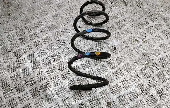 Opel Mokka B Front coil spring