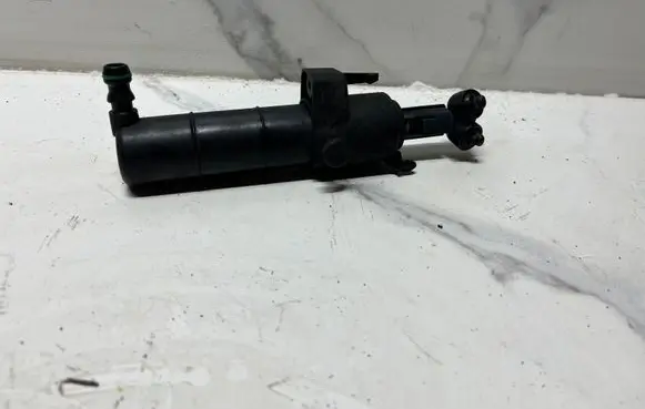 Mercedes-Benz C W204 Headlight washer spray nozzle A2048600447