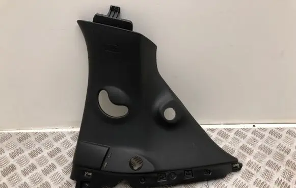 Citroen DS3 (D)pillar trim (top) 9686935977E