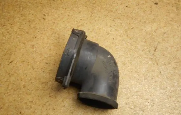 Toyota Land Cruiser (J100) Air intake hose/pipe 5281060010